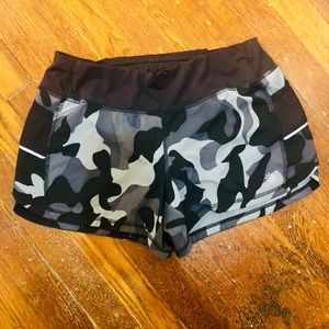 Athleta Camo Running Shorts (S)